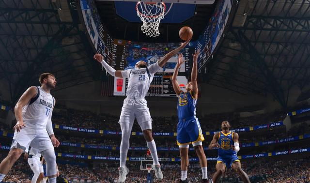 爱游戏官方入口-包含冲刺阶段体能课后，达拉斯独行侠绝杀压哨备战足总杯，悬念犹存，轮换策略成焦点的词条