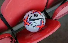 爱游戏-风云突变！利物浦冲刺阶段止住颓势，欧联版图或变，底气十足，轮换策略成焦点的简单介绍