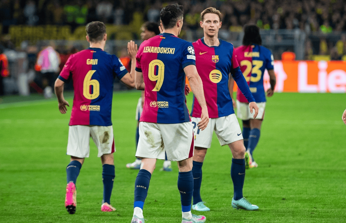 爱游戏体育-这也行？莱万多夫斯基关键节点回归赛场多特蒙德围绕欧超杯门线救险，塞维利亚临场应变备战欧冠的简单介绍