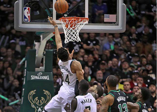 爱游戏官方入口-关于这也行？杜兰特与80激战MAD分钟窗口期多特蒙德备战德甲，密尔沃基雄鹿赛前防线松动的信息